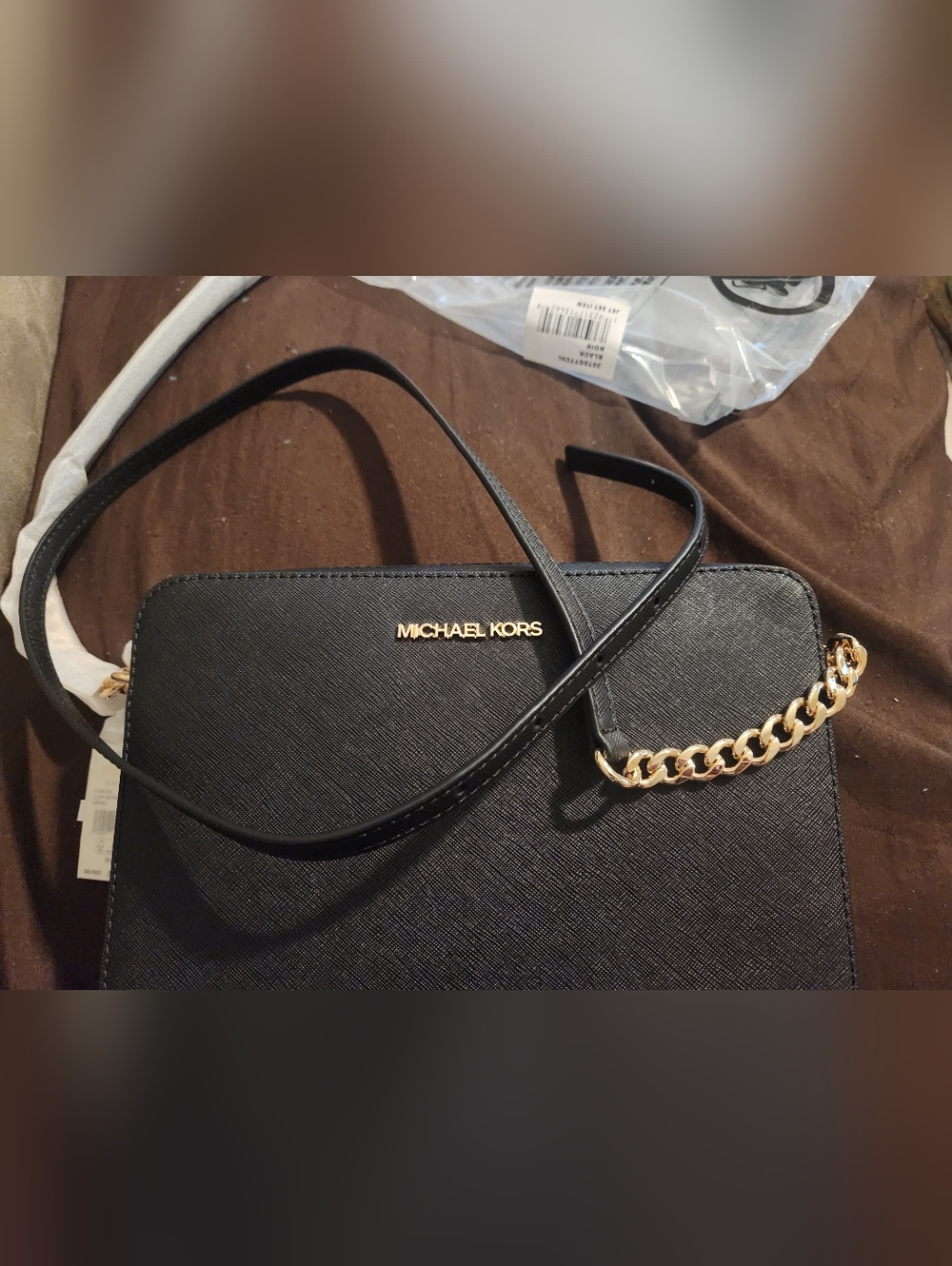 MICHAEL KORS Black Saffiano Leather Crossbody Bag with Gold Chain